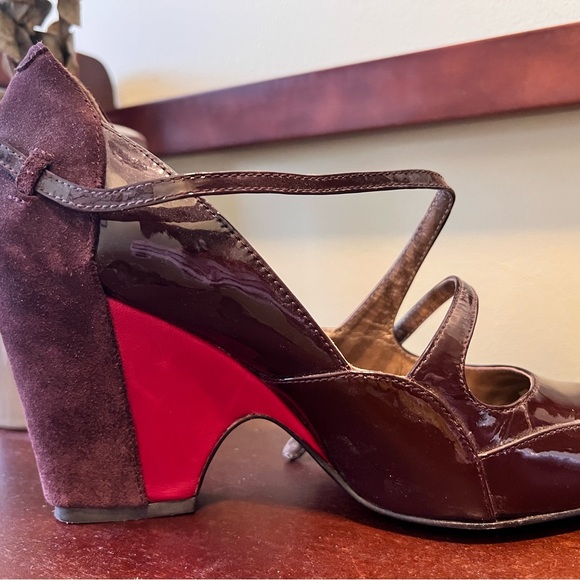 Farylrobin Burgundy and Red Wedges - Picture 2 of 7